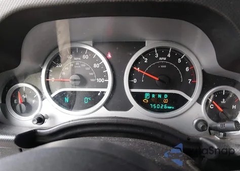 2008 Jeep Wrangler Unlimited Sahara z USA, uszkodzony, nr VIN 1J8GA59198L503582